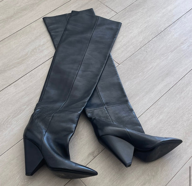 SAINT LAURENT BOOTS