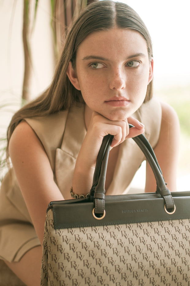 Bottega Veneta Canvas and Leather Handbag – Mai Fashion Sense